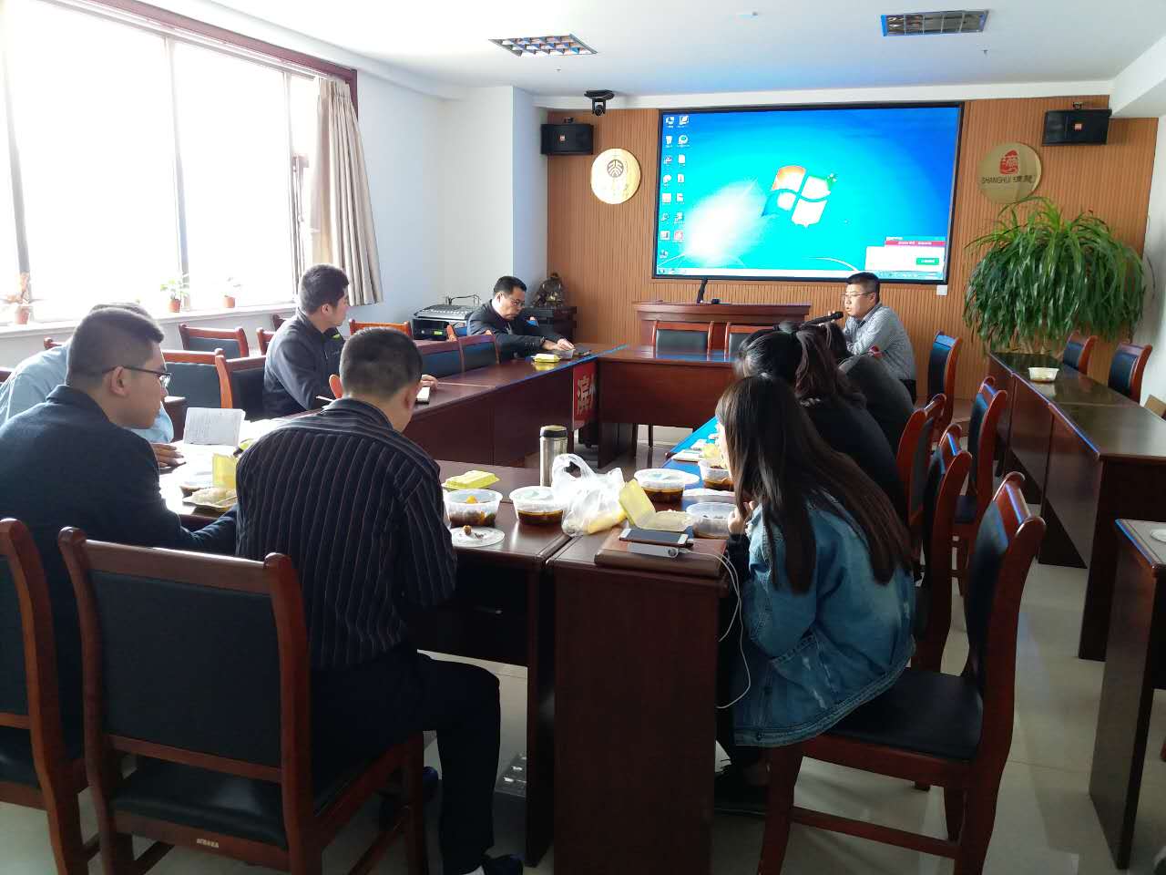 德衡（濱州）律師事務(wù)所舉辦第二期午餐分享會(huì)